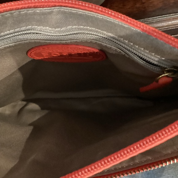 Fossil Vibrant Melon Leather Crossbody Bag in EUC - Picture 10 of 10